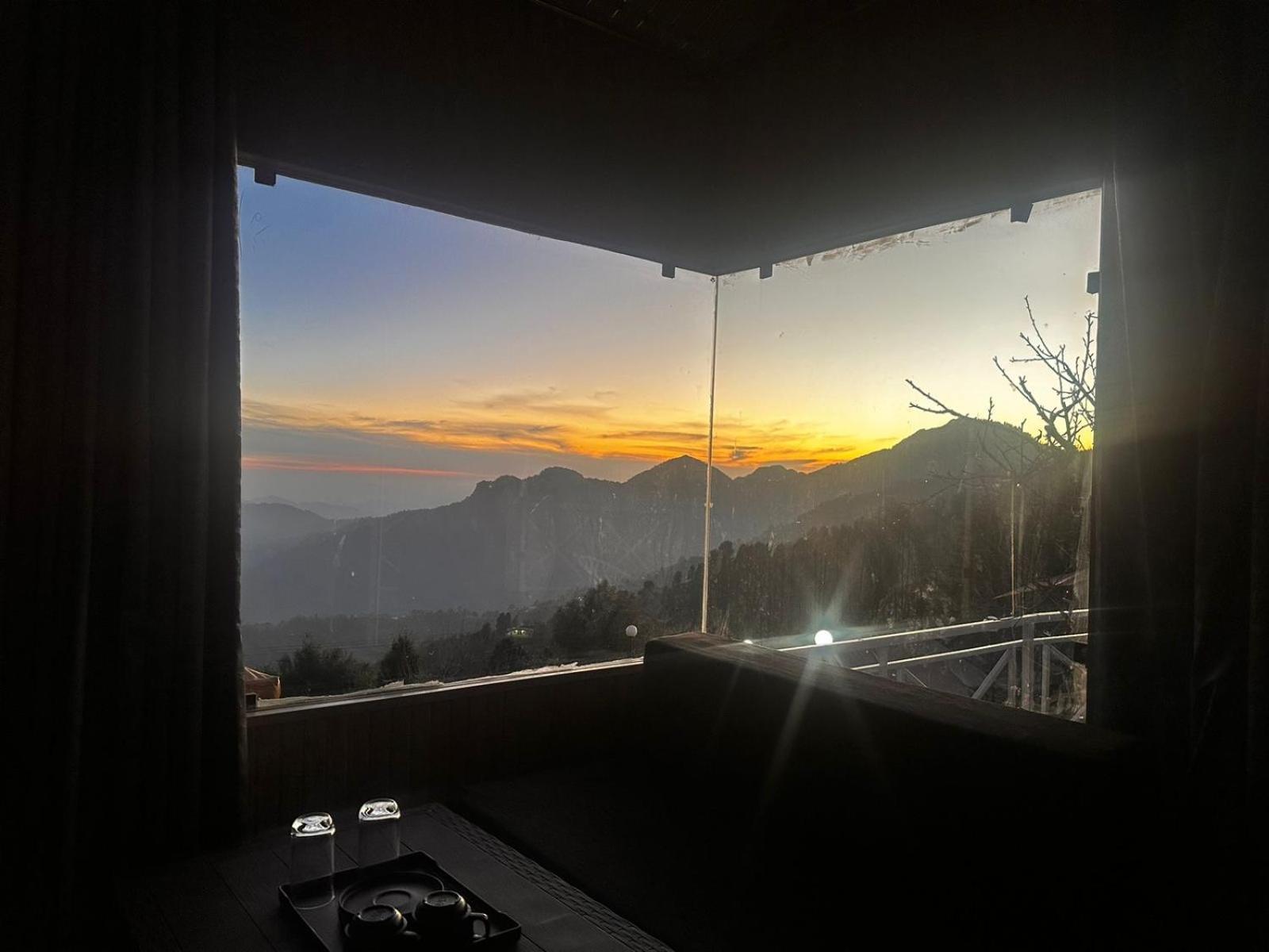 Instaview Kanatal New Tehri Eksteriør bilde